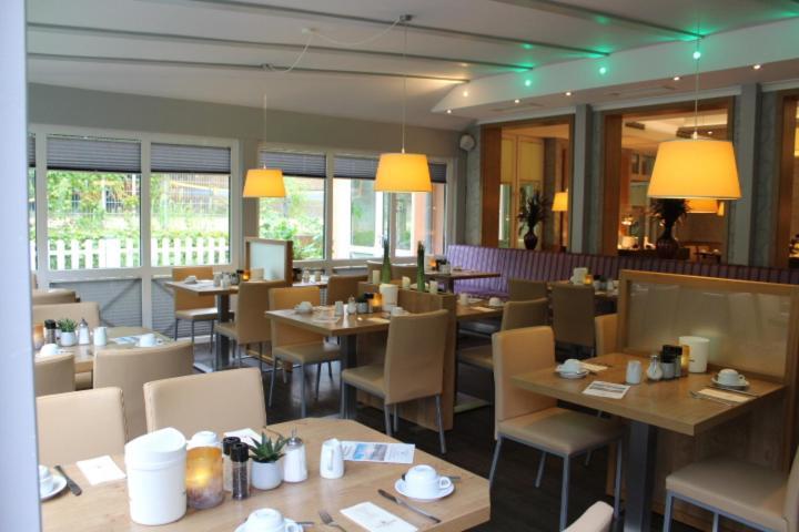 Das Hudewald Hotel & Resort Иккериц Экстерьер фото
